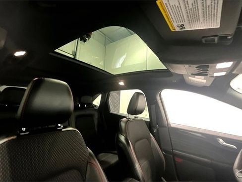 Used 2023 Ford Escape ST-Line Elite image 27