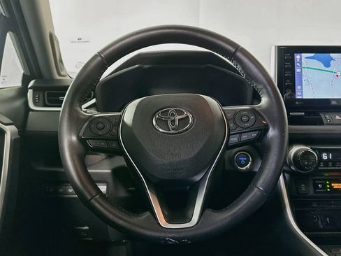 Used 2021 Toyota RAV4 Limited AWD/4WD image 18