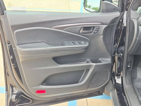 Used 2022 Honda Passport EX-L image 12