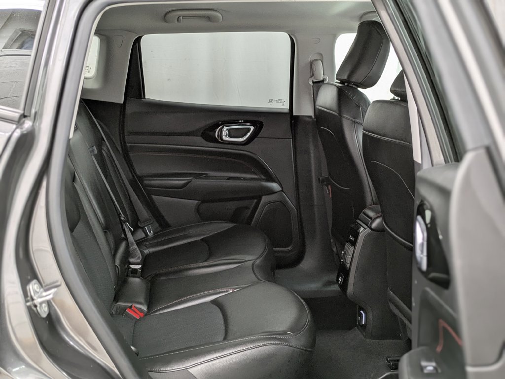 Used 2022 Jeep Compass Trailhawk AWD/4WD image 18