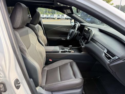 Used 2024 Lexus RX 350 AWD w/ Convenience Package image 15