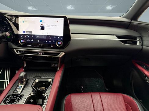 Used 2024 Lexus RX 500h F Sport w/ Convenience Package image 26