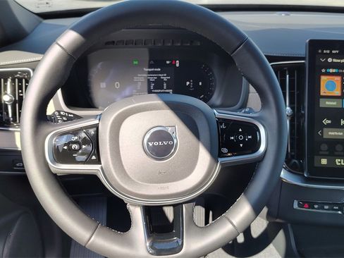 New 2026 Volvo XC90 B6 Core image 11