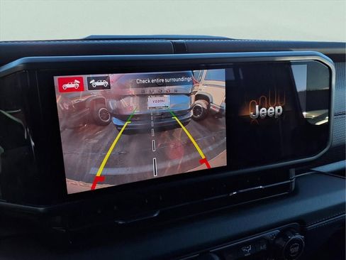 Used 2024 Jeep Wrangler Unlimited Rubicon 392 image 22