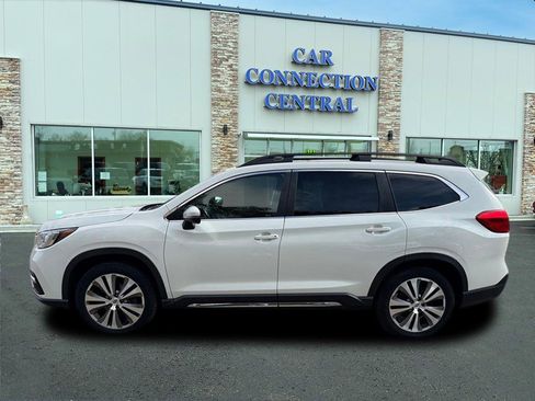 Used 2021 Subaru Ascent Limited w/ Technology Package image 2