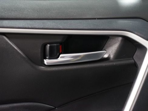 Used 2024 Toyota RAV4 XLE image 32