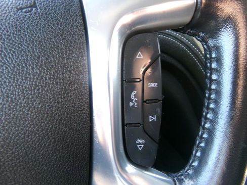 Used 2016 Chevrolet Traverse LT w/ Style and Technology Package AWD/4WD image 16