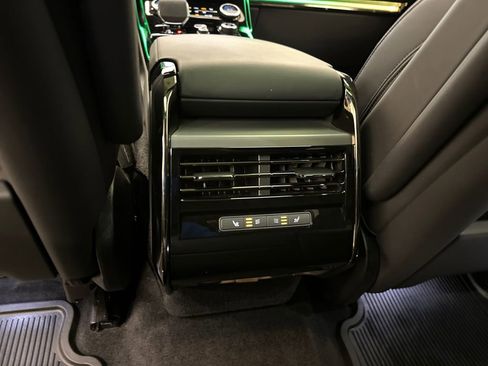 Used 2023 Land Rover Range Rover Sport SE AWD/4WD image 24