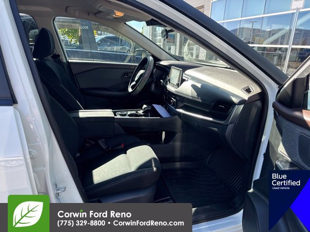 Used 2023 Nissan Rogue S AWD/4WD image 13