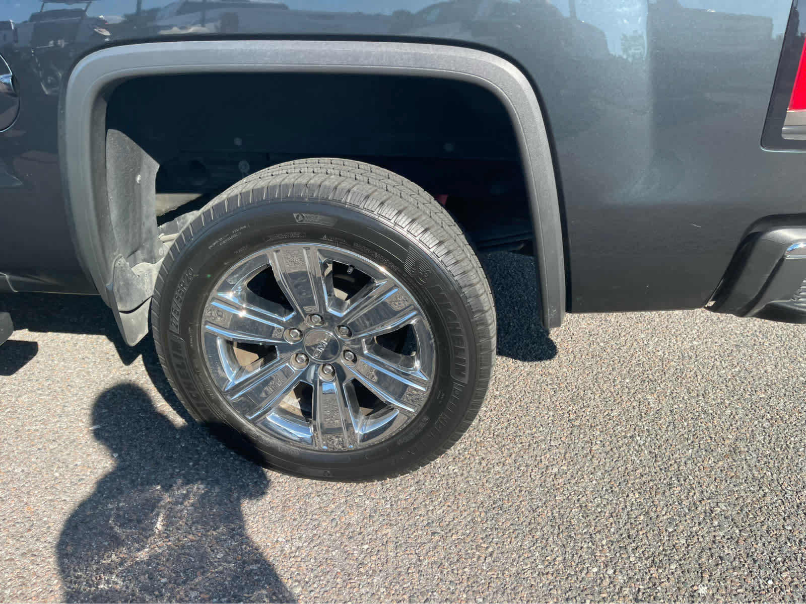 Used 2018 GMC Sierra 1500 SLT AWD/4WD image 8