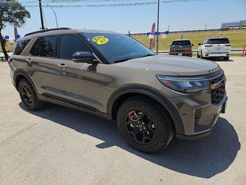 Used 2026 Ford Explorer Tremor w/ Tremor Ultimate Package AWD/4WD image 10