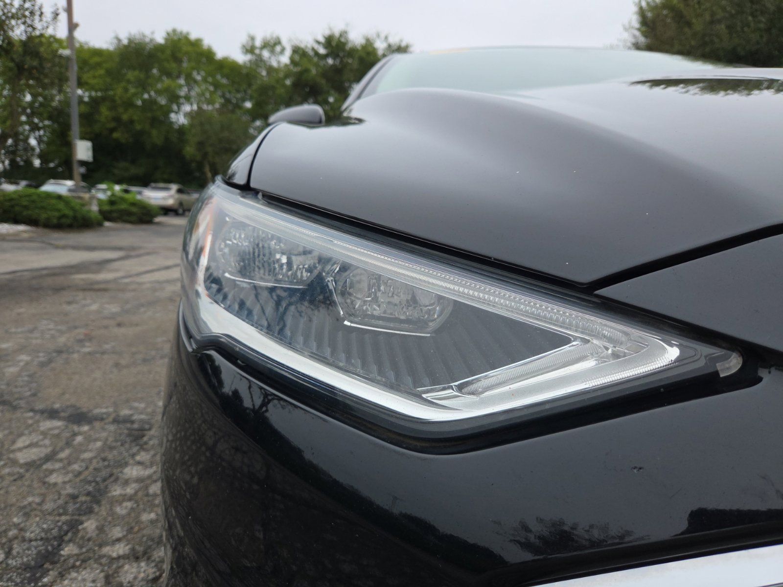 Used 2017 Ford Fusion Titanium AWD/4WD image 12