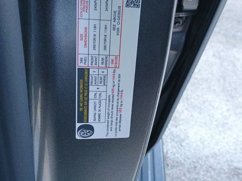 New 2025 Nissan Armada SV image 32