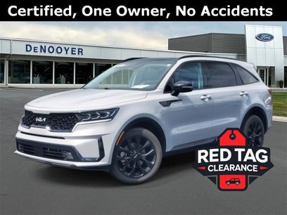 Used 2023 Kia Sorento SX