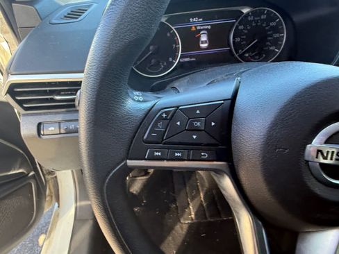 Used 2019 Nissan Altima 2.5 S image 17