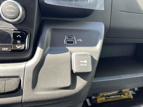 New 2024 RAM ProMaster 3500 w/ Delivery Van Package image 36