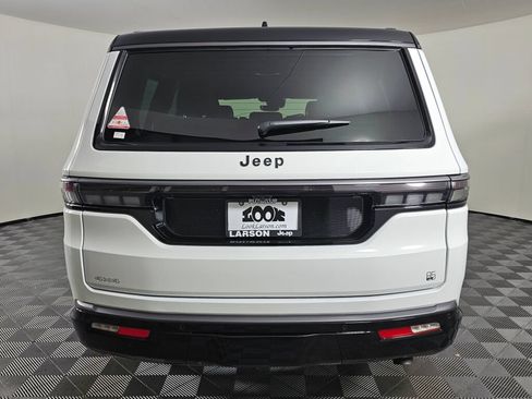 New 2026 Jeep Grand Wagoneer 4WD image 5