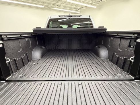 New 2026 Toyota Tundra Limited AWD/4WD image 34