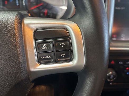 Used 2013 Dodge Charger SXT Plus image 28