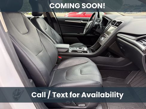 Used 2019 Ford Fusion Titanium FWD image 9