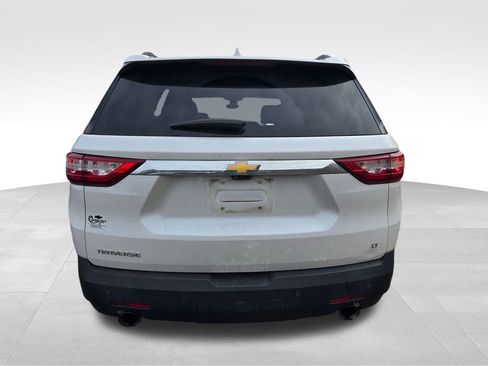 Used 2020 Chevrolet Traverse LT w/ LT Premium Package image 11