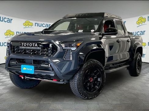 Used 2025 Toyota Tacoma TRD Pro AWD/4WD image 3