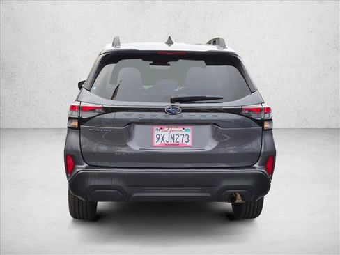 Used 2026 Subaru Forester Premium AWD/4WD image 6