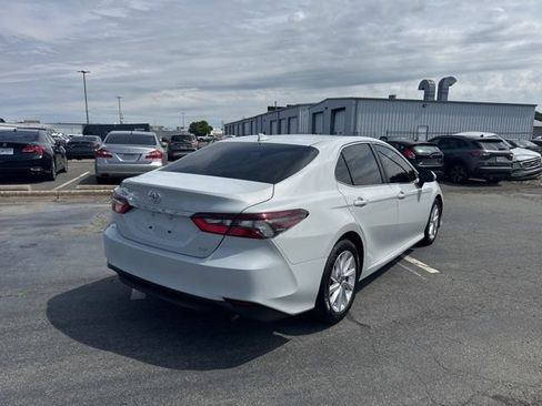 Used 2023 Toyota Camry LE FWD image 4