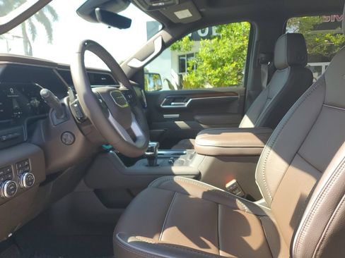 New 2026 GMC Sierra 1500 Denali AWD/4WD image 22