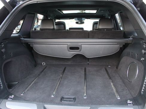 Used 2017 Jeep Grand Cherokee Overland image 26