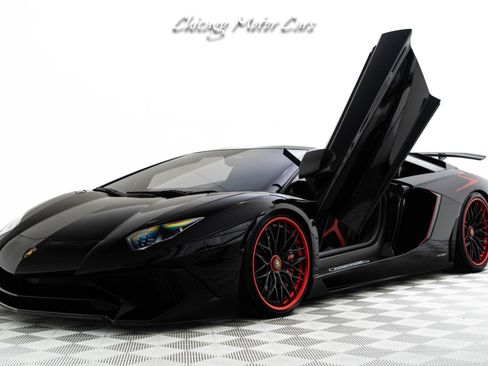 Used 2017 Lamborghini Aventador LP 750-4 Superveloce image 2