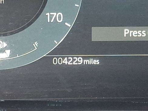 Used 2025 Land Rover Range Rover Evoque Dynamic SE image 20