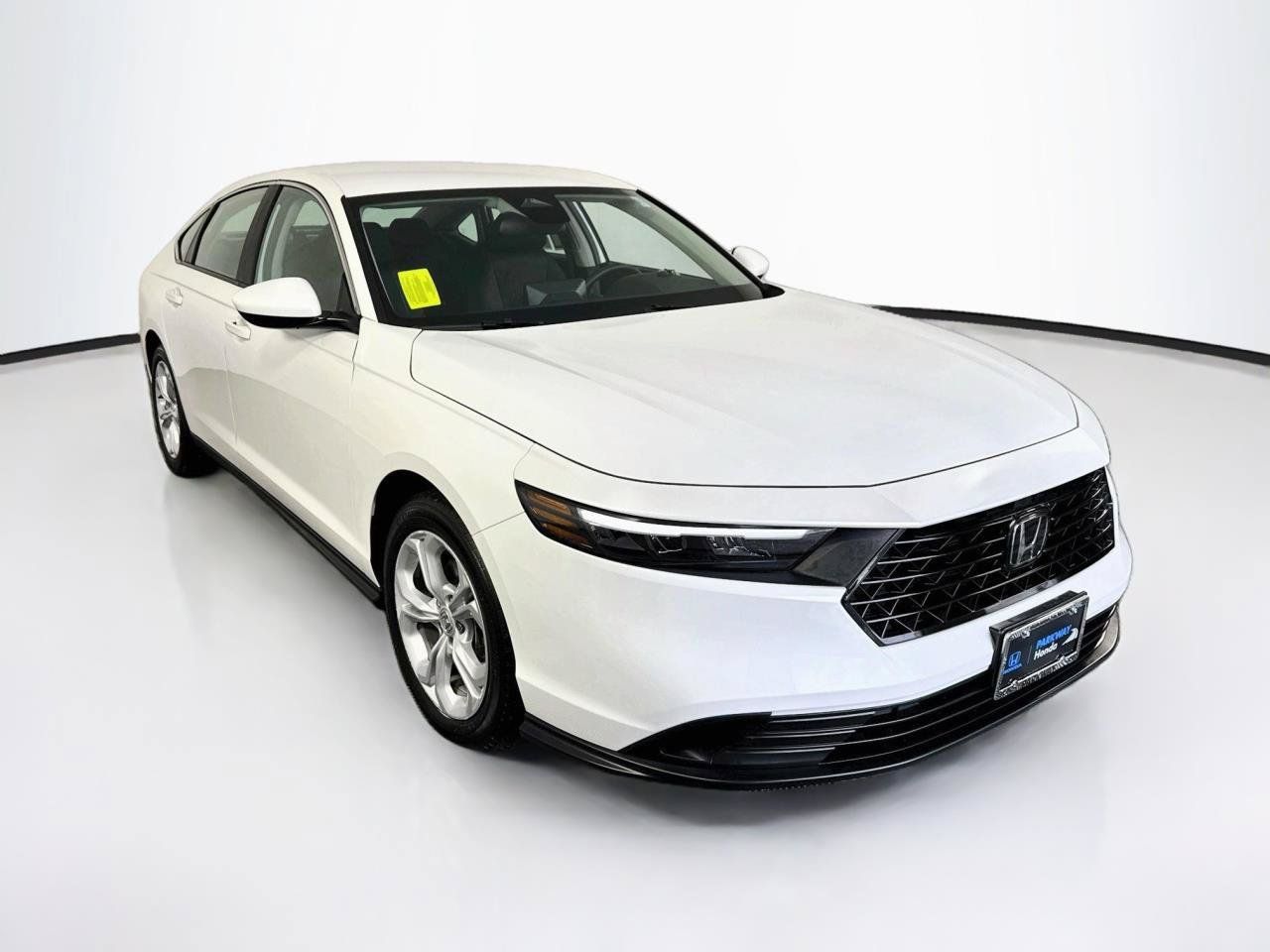 Certified 2025 Honda Accord LX image 11