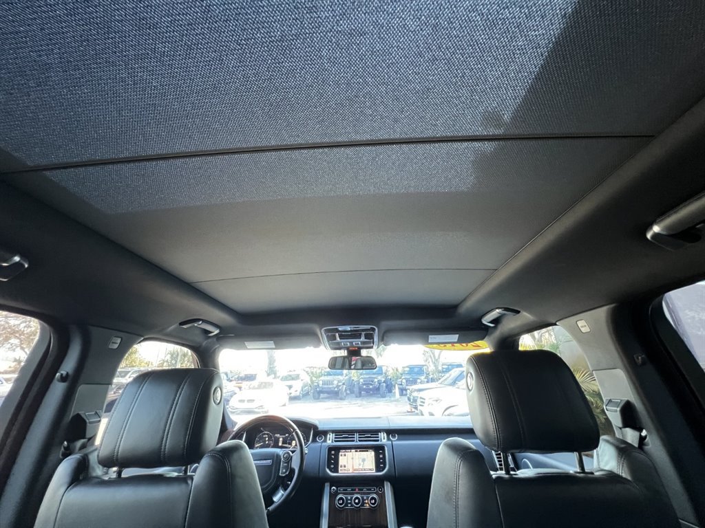 Used 2015 Land Rover Range Rover HSE AWD/4WD image 16