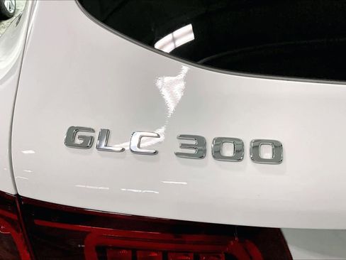 Used 2021 Mercedes-Benz GLC 300 GLC 300 image 10