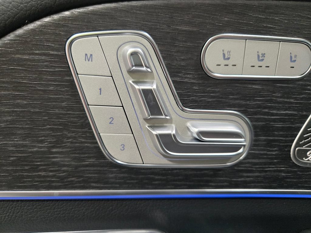 New 2026 Mercedes-Benz GLE 53 AMG 4MATIC image 13