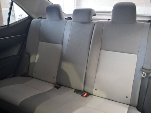 Used 2015 Toyota Corolla L FWD image 32