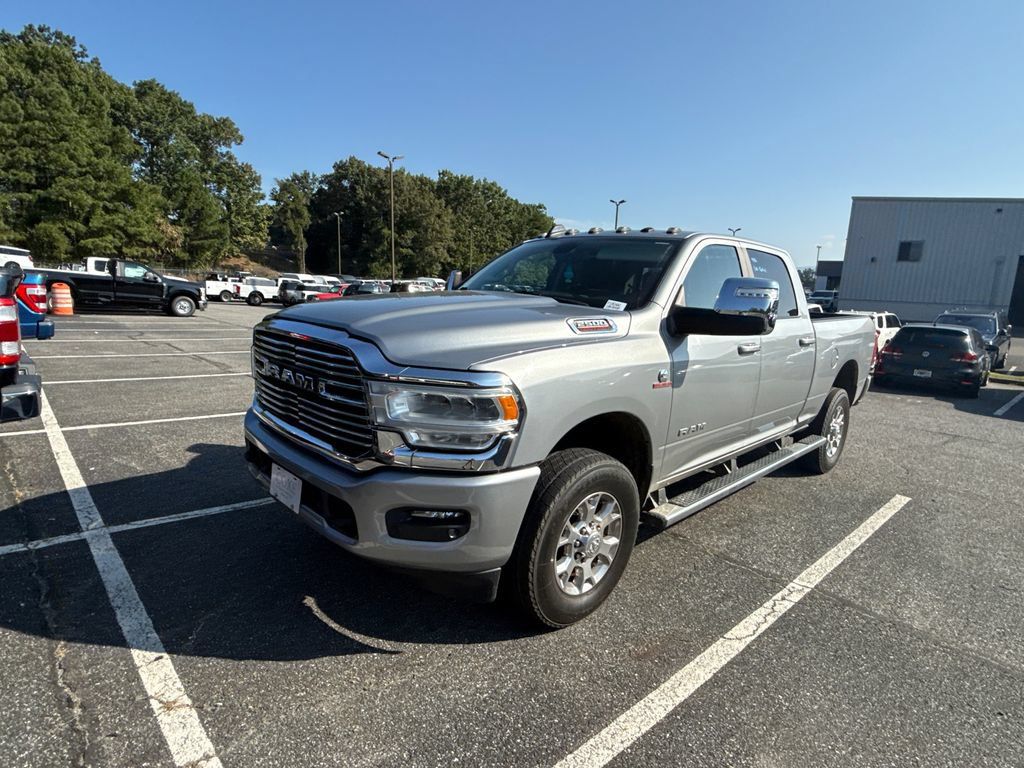Used 2023 RAM 2500 Laramie AWD/4WD image 5