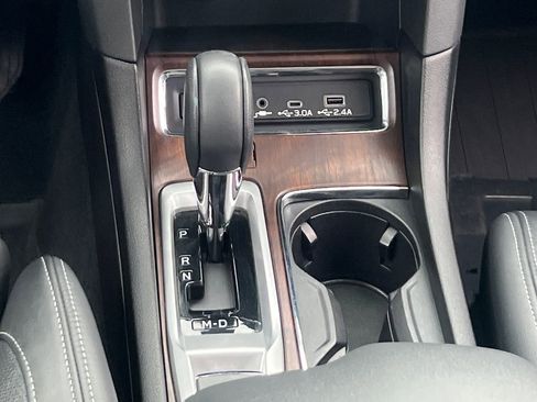 Used 2023 Subaru Ascent Touring image 19