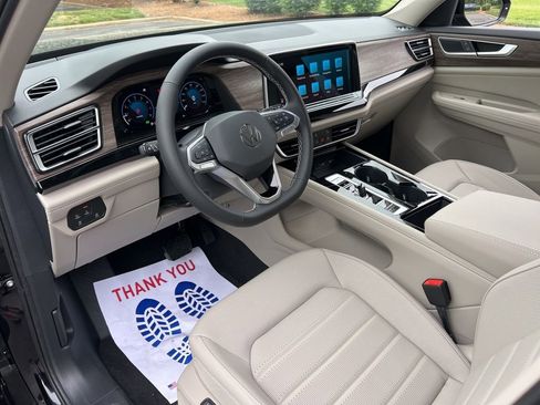 New 2026 Volkswagen Atlas SEL AWD/4WD image 14