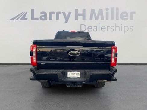 Certified 2025 Ford F350 Lariat w/ Black Appearance Package image 4
