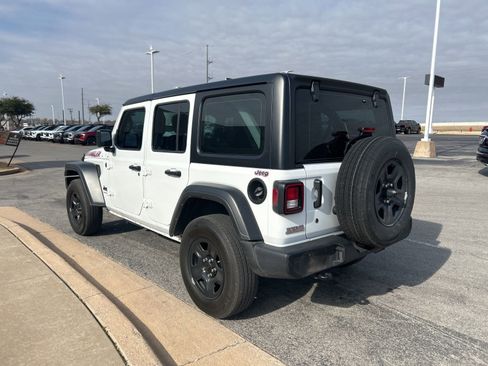 Used 2023 Jeep Wrangler Sport image 7