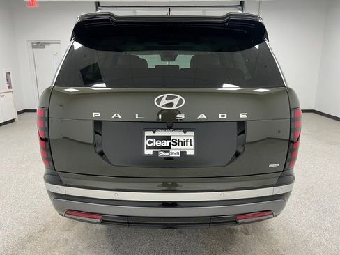 Used 2026 Hyundai Palisade Limited AWD/4WD image 8