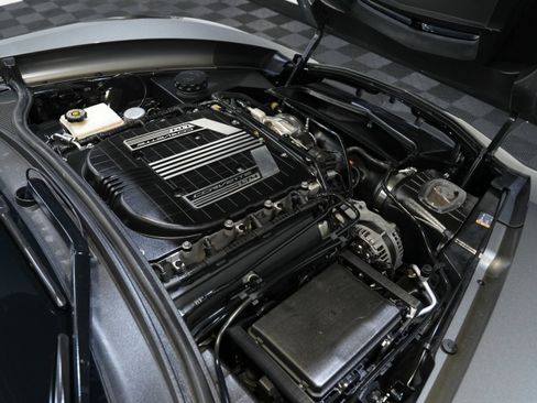 Used 2015 Chevrolet Corvette Z06 w/ 3LZ Preferred Equipment Group image 42