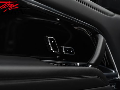 Used 2023 Land Rover Range Rover SE image 21