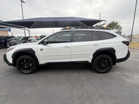 Used 2025 Subaru Outback Wilderness w/ Wilderness Package image 4