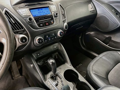 Used 2012 Hyundai Tucson GLS AWD/4WD image 24
