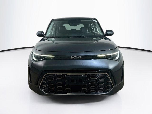 Used 2024 Kia Soul GT-Line w/ GT-Line Technology Package FWD image 2