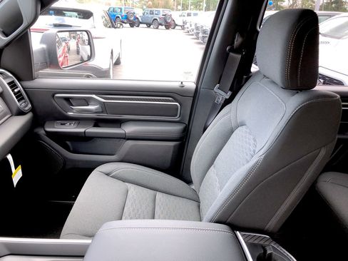 New 2026 RAM 1500 4x4 Crew Cab image 22