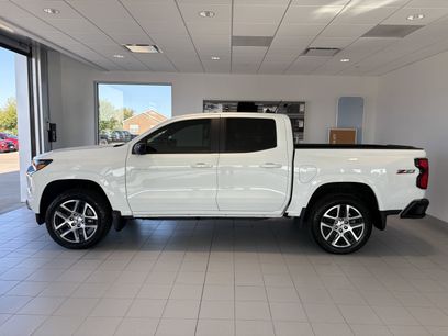Used 2024 Chevrolet Colorado Z71 w/ Z71 Convenience Package 2